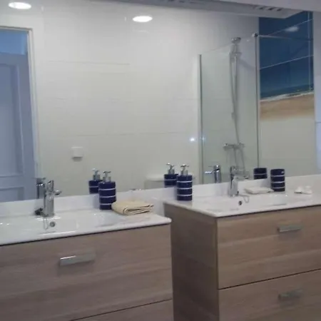 Tylux Apartment